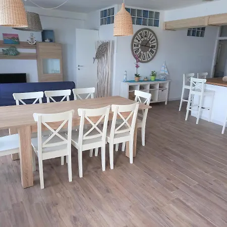Apartment La Vela Blu *