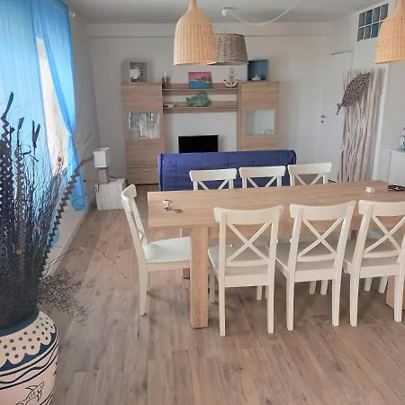 Apartment La Vela Blu *